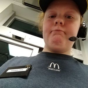 Meet your Posher, Haliaana